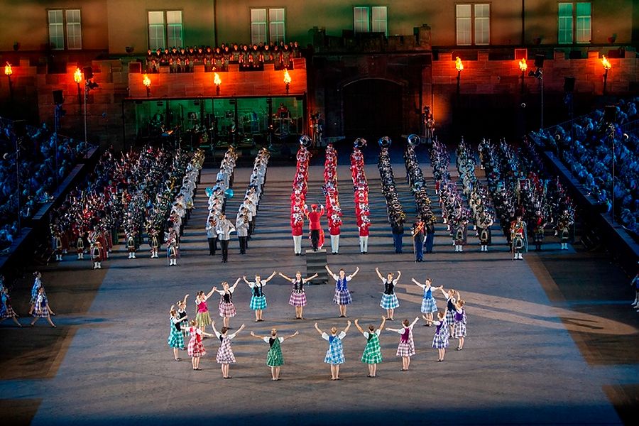 Flings and Things Highland dancers