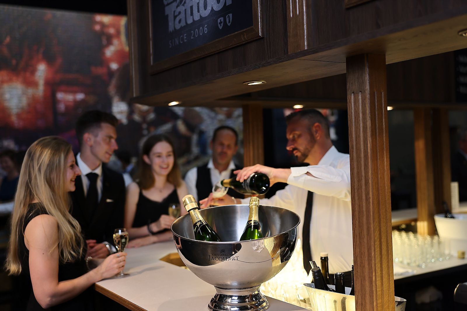 Die Bar in der Pipers Lounge am Basel Tattoo